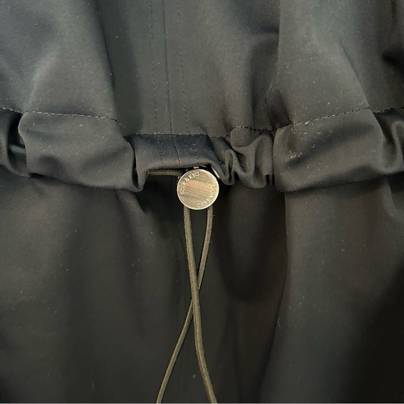 SOLD- Stunning new winter coat-never worn - Picture 6 of 12